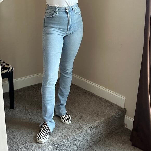 Asos Bershka High Waist Denim Light Blue, size 2 - Picture 2 of 10